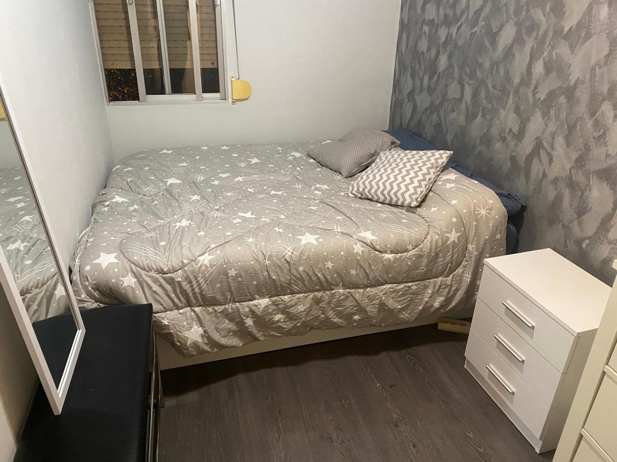 Homestay Cerca Del Centro De Barcelona, Barceloneta, Aeropuerto Y Fira L'Hospitalet de Llobregat