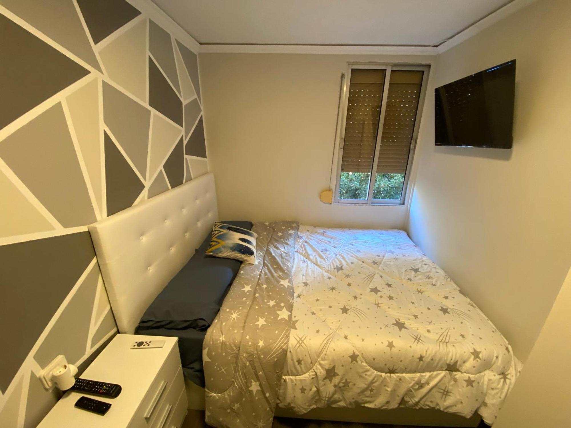 Homestay Cerca Del Centro De Barcelona, Barceloneta, Aeropuerto Y Fira